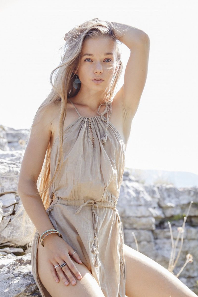 Екатерина, 25